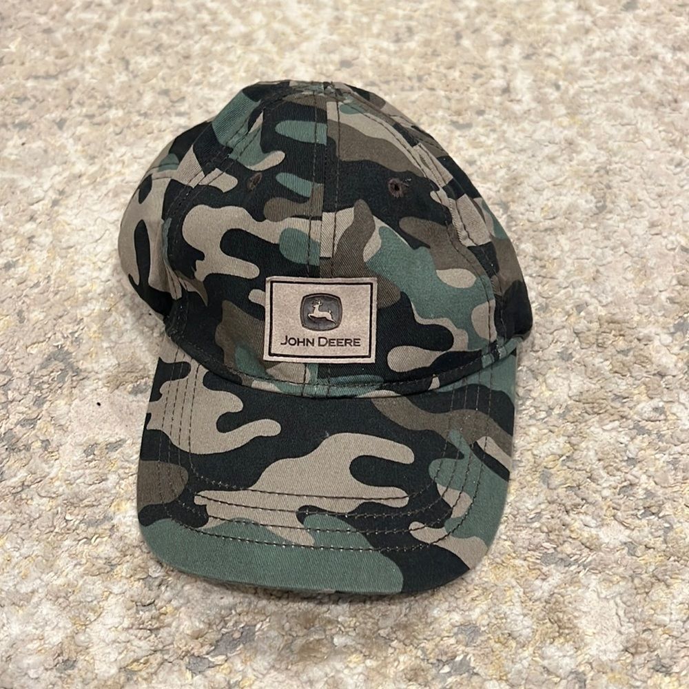 John Deere Kids' Trademark Camo Baseball Cap